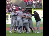 The moment Detroit eliminated Cleveland to advance to the ALDS 🐯