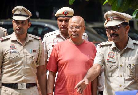 Delhi court sends ‘Swami’ Chaitanyanand to 14