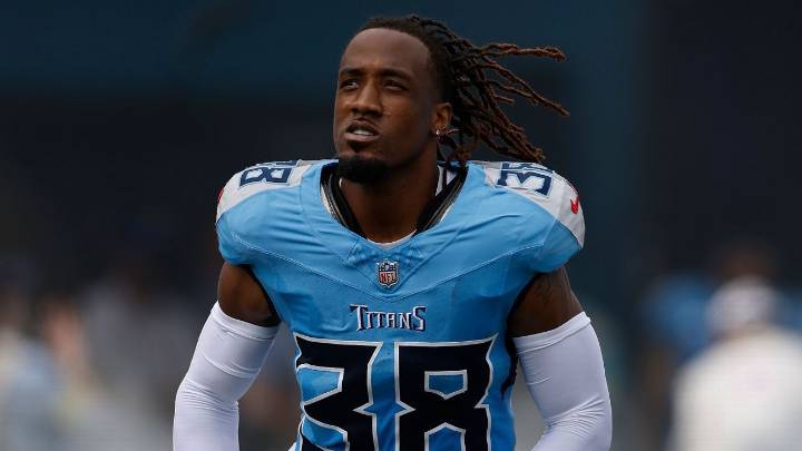 Titans CB L'Jarius Sneed placed on IR with quad injury
