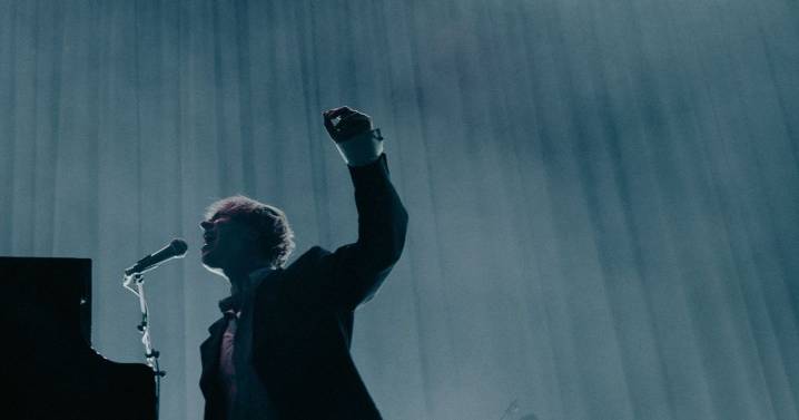 ‘It’s taken me seven albums of material to get to the point where I’m playing rooms like this and I f***ing love it’