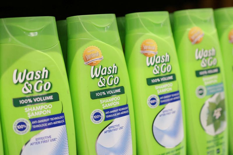 Procter & Gamble tops estimates on resilient demand for beauty, hair