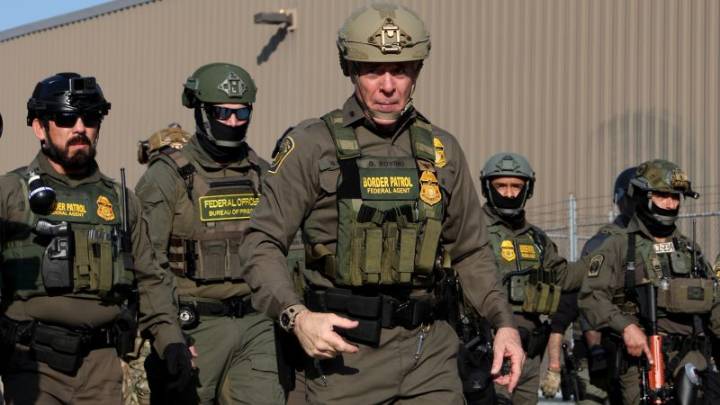 Top Border Patrol official accused of violating judge’s use-of-force order by throwing tear gas at Chicago protesters