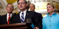 Mike Johnson calls out Schumer for continuing government shutdown