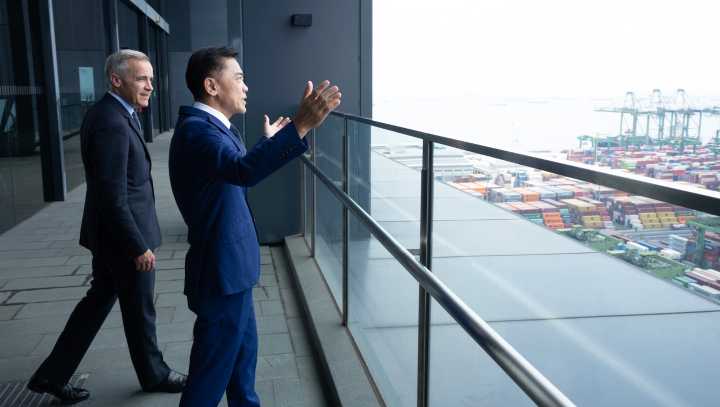 Prime Minister Carney’s visit to Singapore focuses on attracting investment in Canada