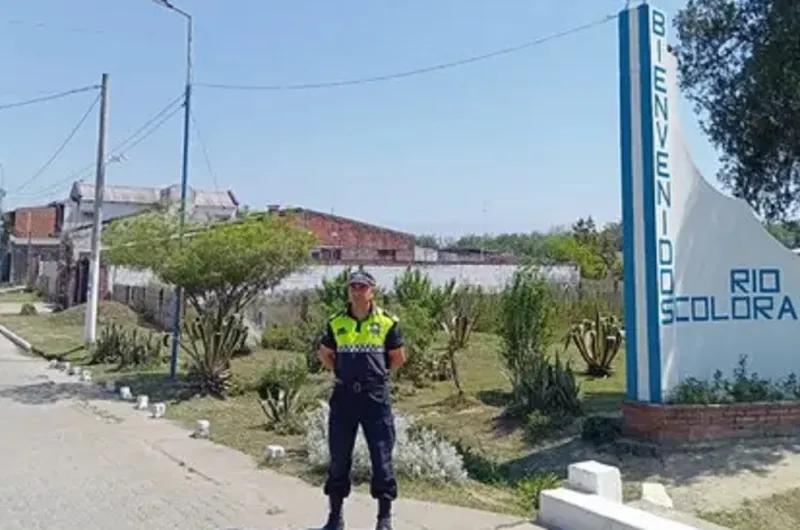 Una mujer irrumpió en la casa de su ex y lo amenazó con un arma para que retomaran la relación: fue detenida