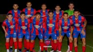 La Perla y La Salle igualaron en un partido cargado de tarjetas