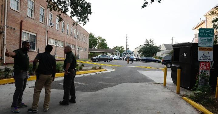 Carjacking suspect accused in Mid-City killing shot on I