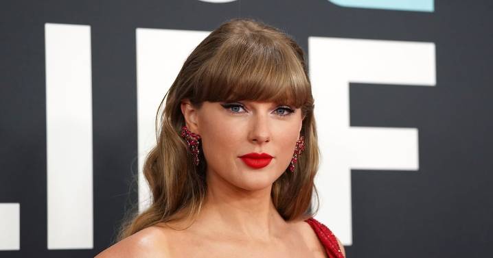Taylor Swift makes history with ‘The Life of a Showgirl’ sales