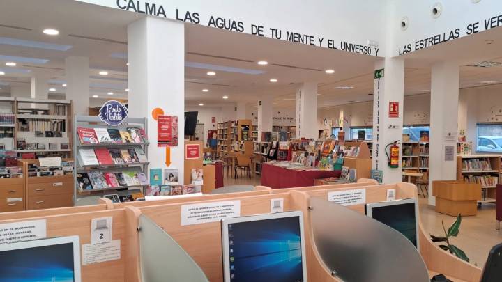 Sabiñánigo celebra el Día de las Bibliotecas con ‘Vidas de papel’