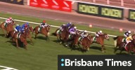 Sir Delius storms home to win Turnbull