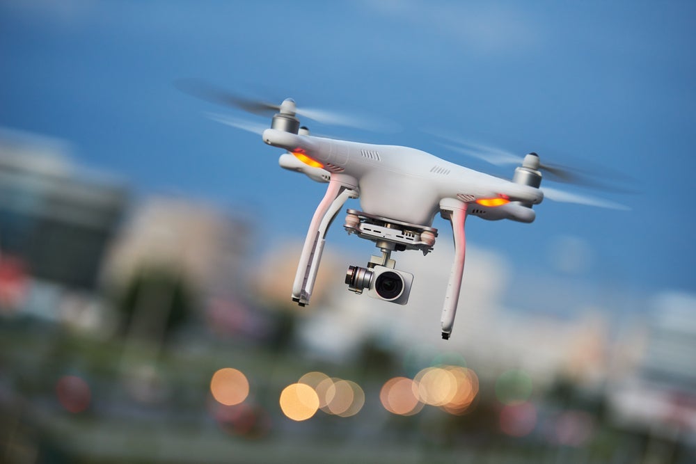 Palantir impulsa la revolución de los drones con IA y análisis en tiempo real