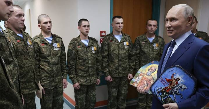 Russia and Ukraine dispute status of 'surrounded' cities