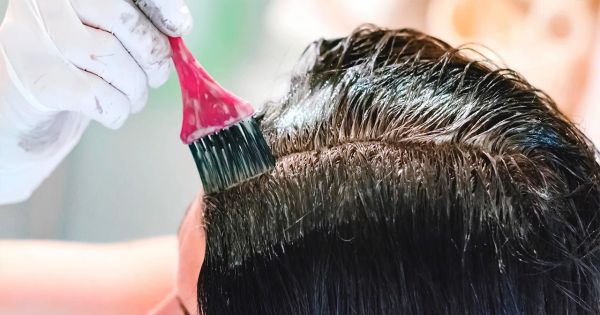 Adiós a la tintura para canas: el método para tener el mejor color y verse más joven que ya es tendencia en todo el mundo