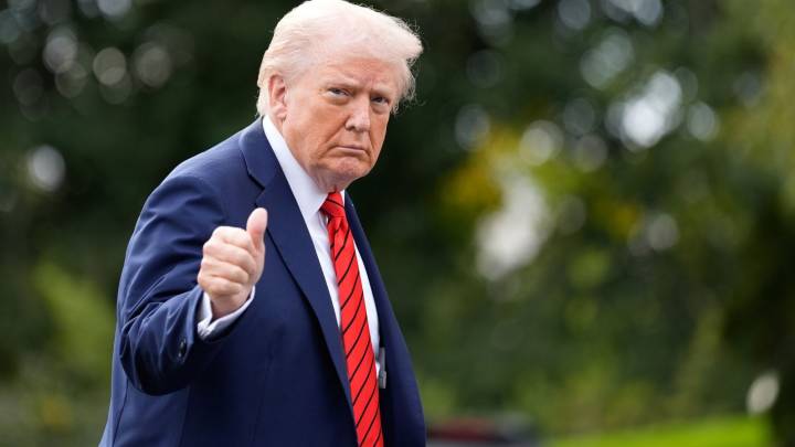 Trump administration is bringing back scores of CDC experts fired in error