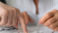 ¿Qué otro beneficio tiene la vacuna de la gripe, que puede ser clave para los mayores?