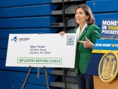 El cheque de reembolso por inflación en Nueva York: quiénes pueden recibirlo y cuál es la advertencia que hizo Kathy Hochul