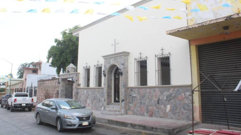 Obispo de Mazatlán promete volver a Rosario para inaugurar la primera capilla de adoración perpetua