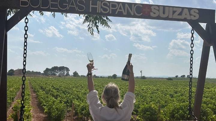 Bodegas Hispano+Suizas: Relax entre viñedos para vivir una experiencia rodeada de glamour