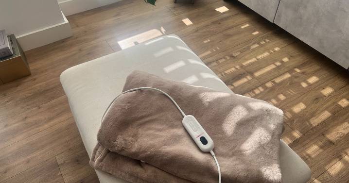 'Lakeland's heated throw keeps me warm for hours on end and costs 4p to run'