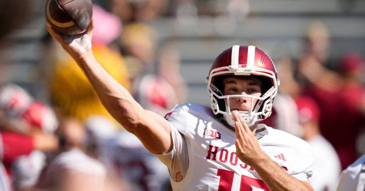 Fernando Mendoza finds a home in the Midwest with Curt Cignetti's resurgent Hoosiers