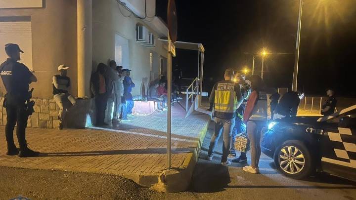 Doce detenidos y un centenar de identificados en Mazarrón por infringir la ley de Extranjería