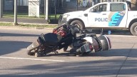 Choque entre dos motos en avenida Mitre y 84