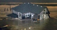 'Such a difficult problem’: UNC professor talks possible solutions after Outer Banks homes collapse :: WRAL.com