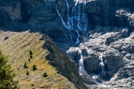 Swiss glaciers melted sharply after light snowfall and heatwave, scientists say