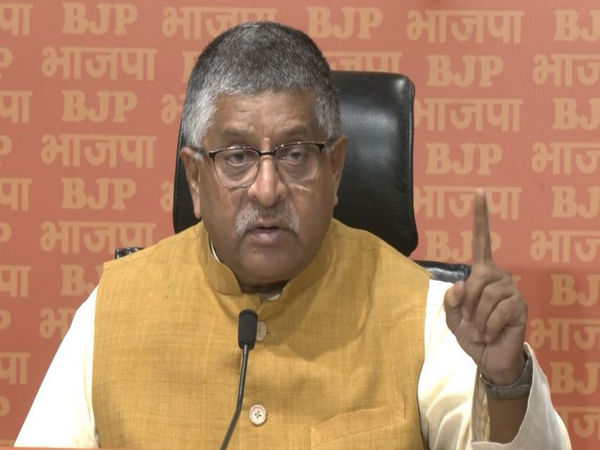 Ravi Shankar Prasad mocks Mahagathbandhan, says Rahul missing from posters shows ‘weak alliance’