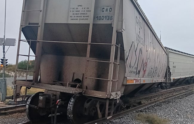 Se descarrilan góndolas de maíz de tren de Ferromex en Río Escondido