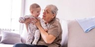 España supera los 10 millones de mayores de 65 años con el reto de vivir mejor