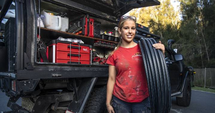 TAFE TikTok: TAFE NSW turns to influencers to influence people to take up trades