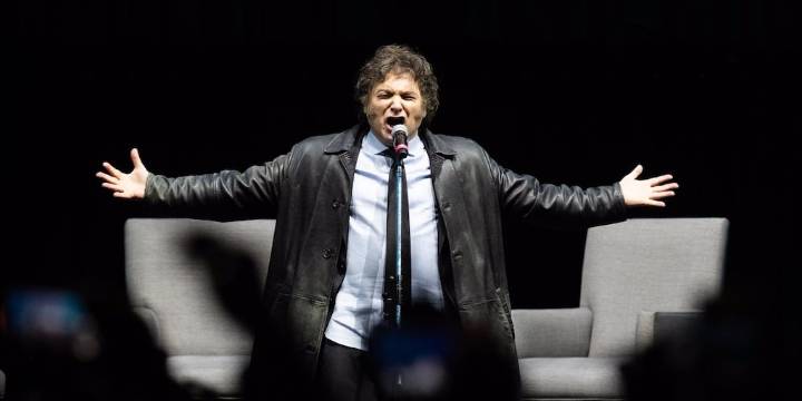 Milei intensifica la campaña a tres semanas de las elecciones y visitará cinco provincias antes de irse a Estados Unidos