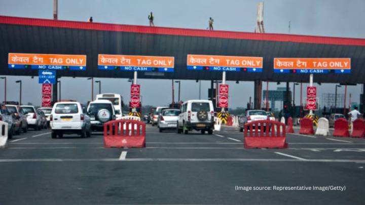 Fatehabad toll workers open gates in protest after getting only Rs 1100 in Diwali bonus: ‘Not asking for gold coins’