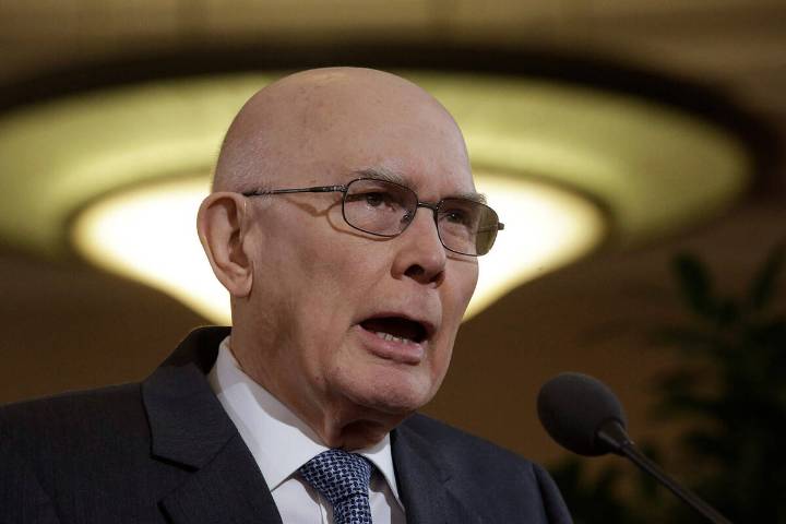Dallin Oaks likely to be next Mormon church leader