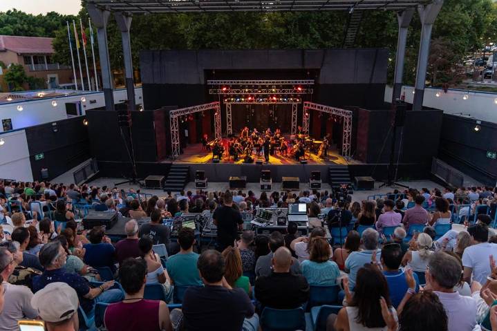 Ópera Benalmádena cierra temporada en el Auditorio con “De cuentos: El Musical”