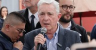 Condenan a 7 años de prisión a exabogado de Álvaro Uribe por soborno