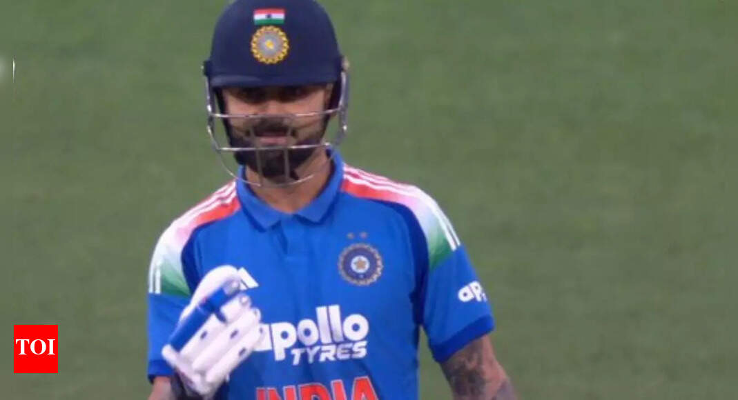 Virat Kohli with a cheeky smile after scoring first run of ODI series; gets standing reception in Sydney