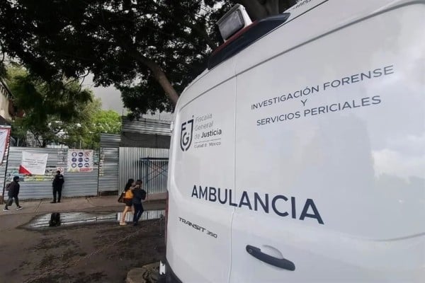 Hallan cadáver en obra de demolición de hospital del ISSSTE