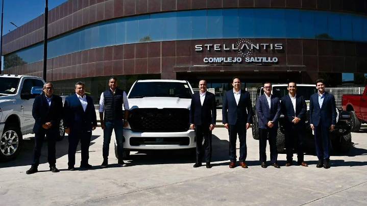 En Coahuila fabricamos las mejores camionetas del mundo: Manolo