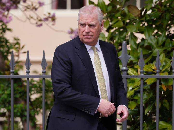 Prince Andrew gives up Duke of York title