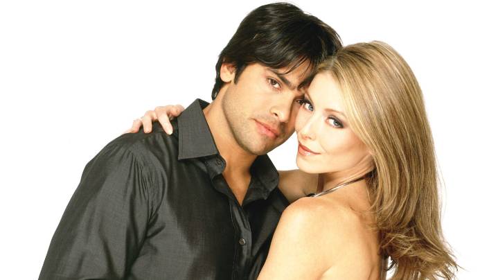 Inside Kelly Ripa's Love-at-First-Sight Moment With Mark Consuelos on 'All My Children'