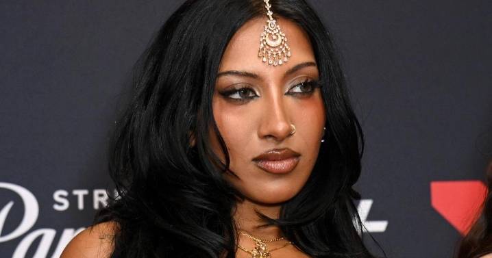 KATSEYE's Lara Raj Wearing Mini-Short Has Fans 'Obsessed'