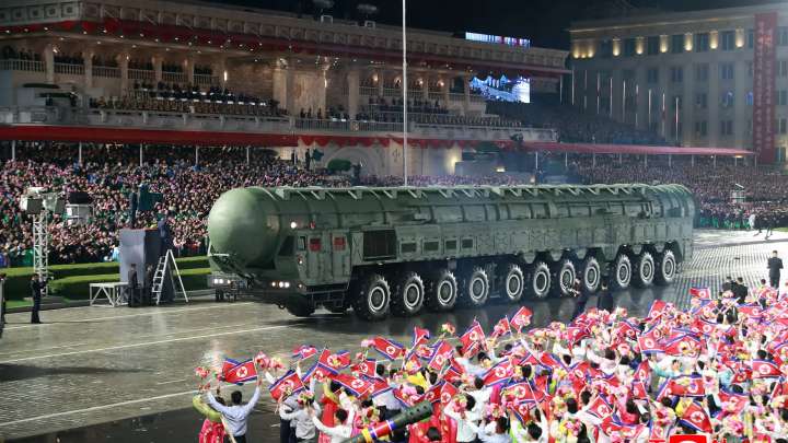 Corea del Norte presenta el sistema de armas nucleares "más poderoso"