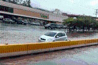 Lluvias provocan anegación total de la Panamericana en la recta de Las Minas y afectan vialidad en Los Teques