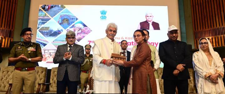 LG pays tributes to the unifier of India, Sardar Patel at UT Diwas Event