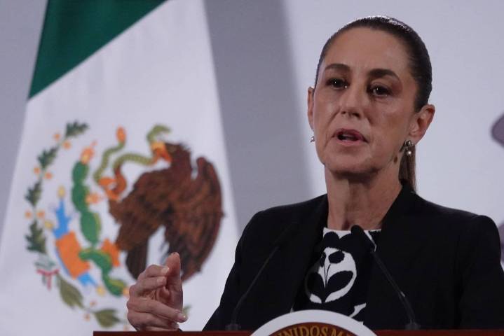Cuestiona Claudia Sheinbaum que reforma a Ley de Amparo se retroactiva