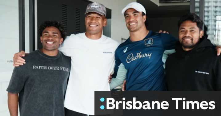Wallabies v Japan: Israel Folau spotted at Wallabies training for first time in seven years