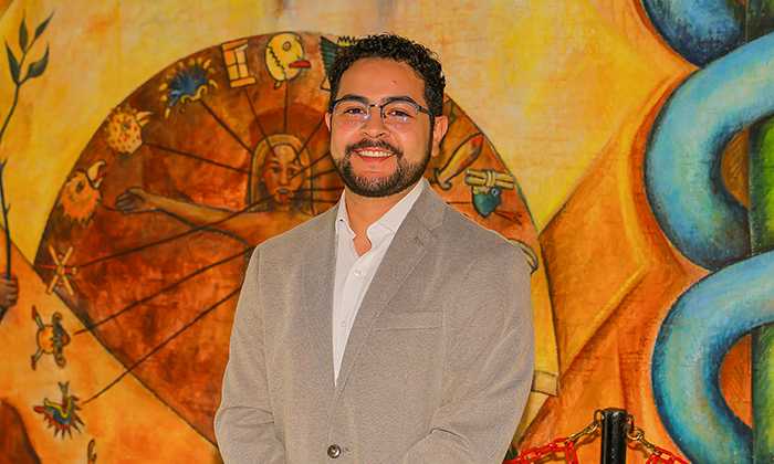 Gana egresado de Unison Premio Estatal de Salud en el área de Biomedicina y Química