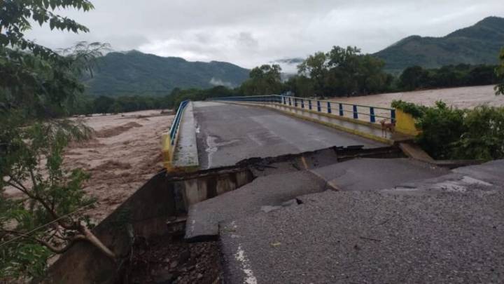 ¿Qué pasó en Xoachiatipan tras las lluvias?